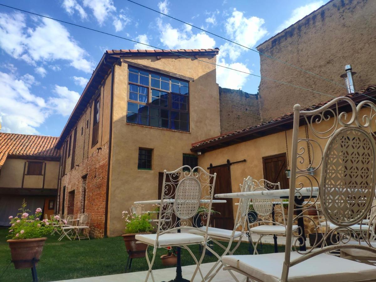 Casa De Hidalgos Hostal Hospital de Órbigo